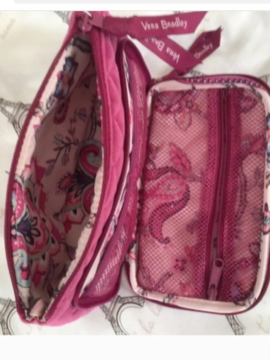 💐 Plush Vera Bradley Compact Organizer in Majestic Pink/Felicity Paisley Pink - Picture 4 of 7
